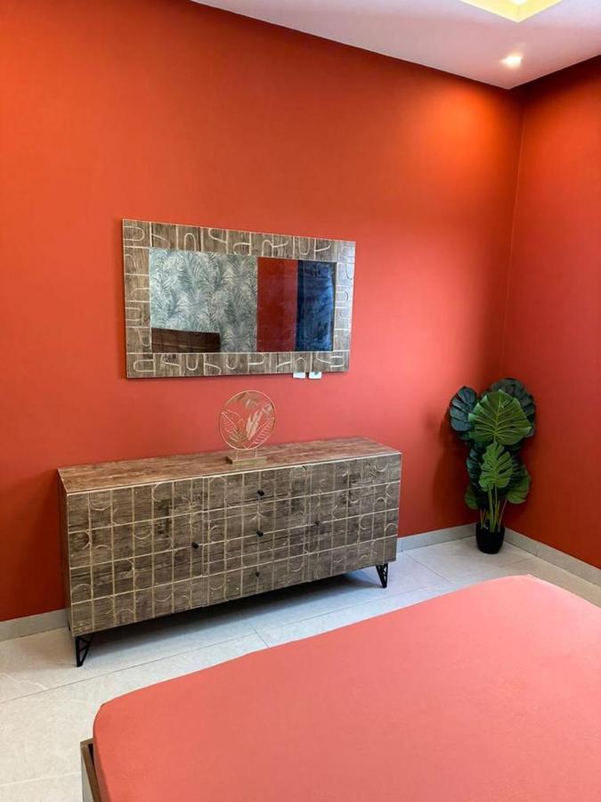 Luxueux Appartements - 2 Pieces Ou 4 Pieces - Quartiers Prises D'Almadies Et Ngor" Дакар Экстерьер фото