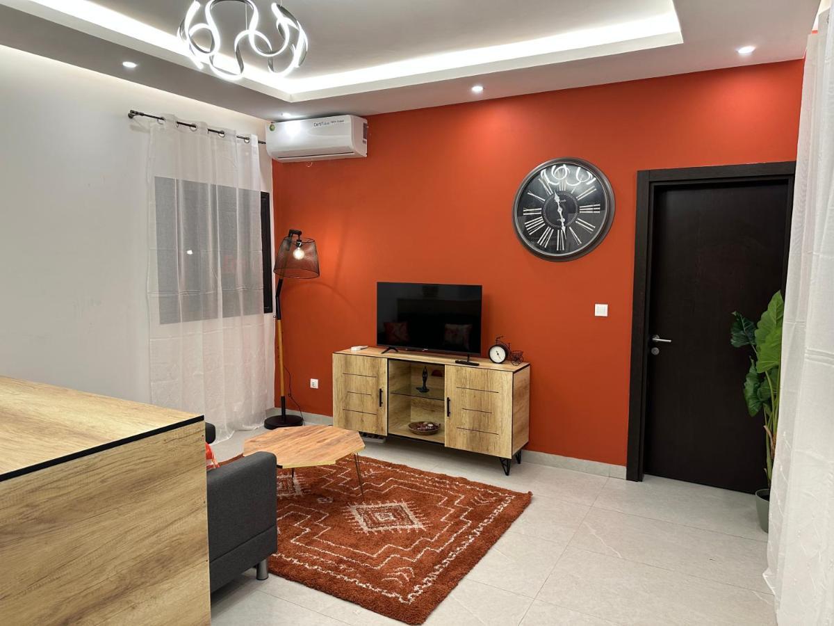 Luxueux Appartements - 2 Pieces Ou 4 Pieces - Quartiers Prises D'Almadies Et Ngor" Дакар Экстерьер фото