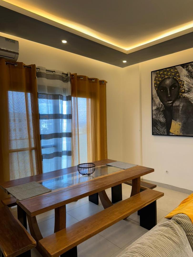 Luxueux Appartements - 2 Pieces Ou 4 Pieces - Quartiers Prises D'Almadies Et Ngor" Дакар Экстерьер фото