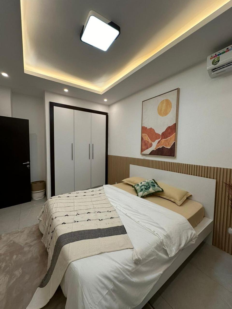 Luxueux Appartements - 2 Pieces Ou 4 Pieces - Quartiers Prises D'Almadies Et Ngor" Дакар Экстерьер фото